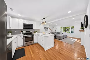 18 Maple St, Trumbull, CT 06611 - Photo 7