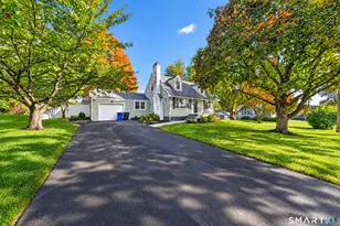 18 Maple St, Trumbull, CT 06611 - Photo 35