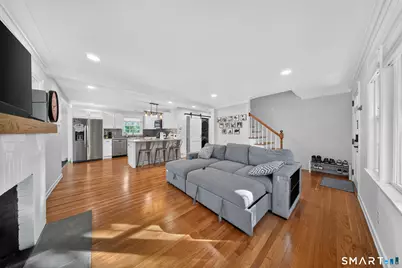 18 Maple Street, Trumbull, CT 06611 - Photo 9