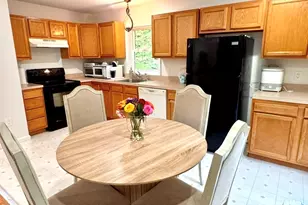 24 Kanungum Trail, Shelton, CT 06484 - Photo 7