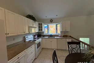 10 Tomahawk Ln, Milford, CT 06460 - Photo 3