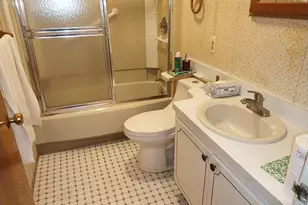 140 Beardsley Park Terrace, Bridgeport, CT 06610 - Photo 5