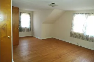 140 Beardsley Park Terrace, Bridgeport, CT 06610 - Photo 11