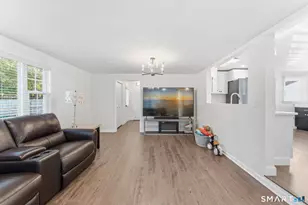 241 Vernon St, Manchester, CT 06042 - Photo 19