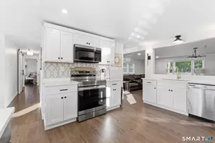 241 Vernon St, Manchester, CT 06042 - Photo 5