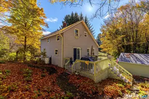 70 Woodstock Rd, Pomfret, CT 06259 - Photo 9