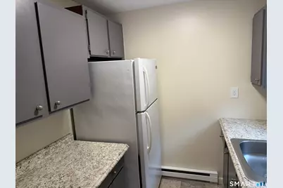 1644 Farmington Avenue #4, Farmington, CT 06085 - Photo 3
