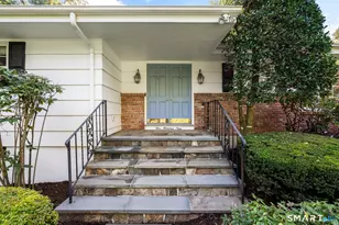 109 Sweet Briar Rd, Stamford, CT 06905 - Photo 3