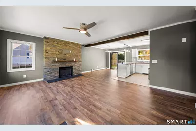 7 Wesley Road, East Windsor, CT 06016 - Photo 3
