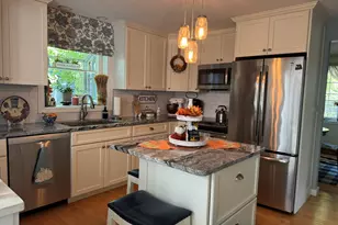 20 Bayberry Ln, Montville, CT 06382 - Photo 7