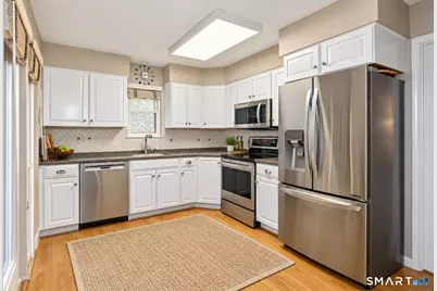 20 Conifer Lane, Avon, CT 06001 - Photo 7