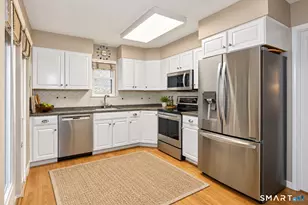 20 Conifer Ln, Avon, CT 06001 - Photo 7