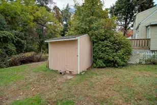 212 Dorrance St, Hamden, CT 06518 - Photo 27
