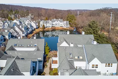 68 Wilton Crest #68, Wilton, CT 06897 - Photo 3