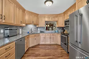 508 Springbrook Cir, Colchester, CT 06415 - Photo 13