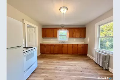 685 Newhall Street, New Haven, CT 06517 - Photo 3