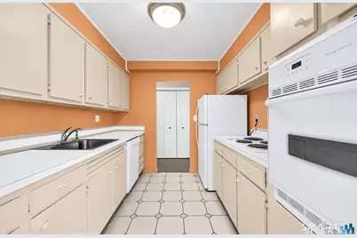 893 Farmington Avenue #1C, West Hartford, CT 06119 - Photo 7
