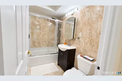 893 Farmington Avenue #1C, West Hartford, CT 06119 - Photo 11