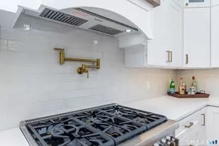 54 Timothy St, Fairfield, CT 06824 - Photo 11