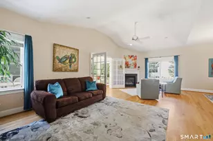 10 Hunt Glen Dr, Granby, CT 06035 - Photo 23