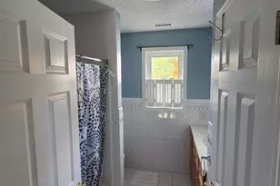 35 North St, Enfield, CT 06082 - Photo 5