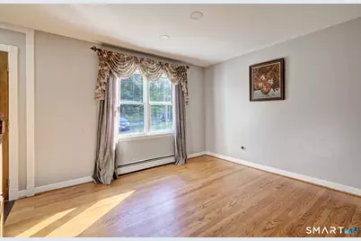 35 Warren Avenue, Vernon, CT 06066 - Photo 13