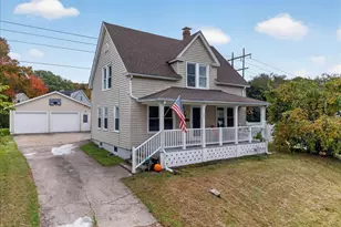 24 Maple St, Griswold, CT 06351 - Photo 3