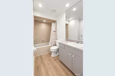 12 Boulevard Drive #24-145, Danbury, CT 06810 - Photo 11
