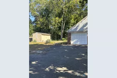 14 Louis Street, North Haven, CT 06473 - Photo 5