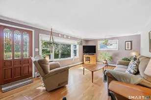 71 Dividend Rd, Rocky Hill, CT 06067 - Photo 9