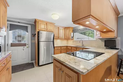 71 Dividend Road, Rocky Hill, CT 06067 - Photo 3