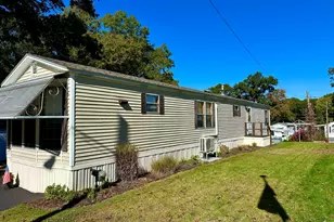 136 Hunters Rd, Norwich, CT 06360 - Photo 5