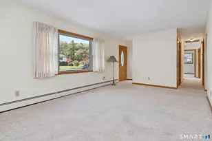 2 Madison Dr, Newtown, CT 06470 - Photo 5