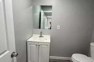 42 Summer St, Bristol, CT 06010 - Photo 9