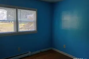 431 Oakville Ave, Waterbury, CT 06708 - Photo 15