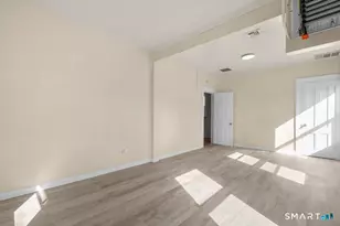11 Bergen St, Waterbury, CT 06706 - Photo 9