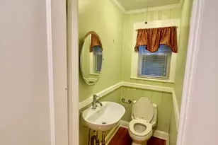 8 Anson St, Stratford, CT 06614 - Photo 17