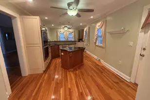 8 Anson St, Stratford, CT 06614 - Photo 11