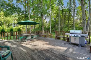100 Holiday Rd, Fairfield, CT 06825 - Photo 23