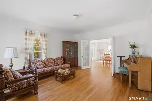 36 Woodbine Ln, Newtown, CT 06482 - Photo 11