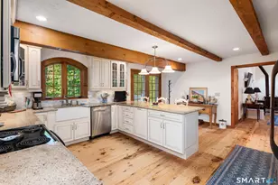 129 Cross Hwy, Redding, CT 06896 - Photo 17