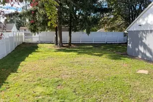 64 St Andrew Ave, East Haven, CT 06512 - Photo 35