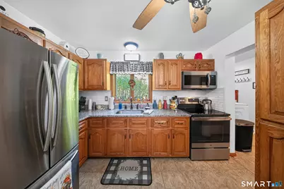 3 Sheasby Road, Ansonia, CT 06401 - Photo 7
