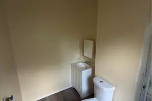 23 Eastwood Ave, Waterbury, CT 06705 - Photo 11