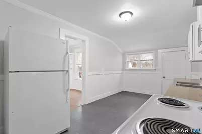 393 Huntington Street, New Haven, CT 06511 - Photo 11