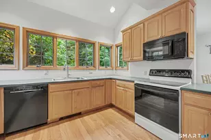 124 Hawley Rd, Oxford, CT 06478 - Photo 19
