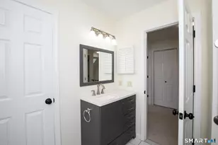 2390 State St, Hamden, CT 06517 - Photo 29