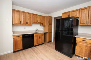 2390 State St, Hamden, CT 06517 - Photo 19