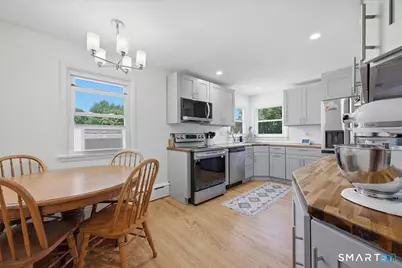 133 Bloomingdale Road, Waterford, CT 06375 - Photo 9