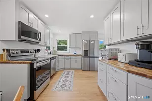 133 Bloomingdale Rd, Waterford, CT 06375 - Photo 11